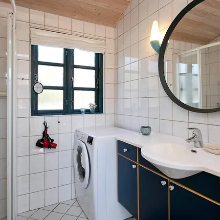 7 Person Holiday In Bl Vand